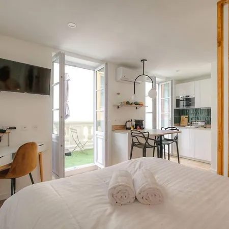 Joli Climatise Avec Terrasse - Centre Appartement Lyon